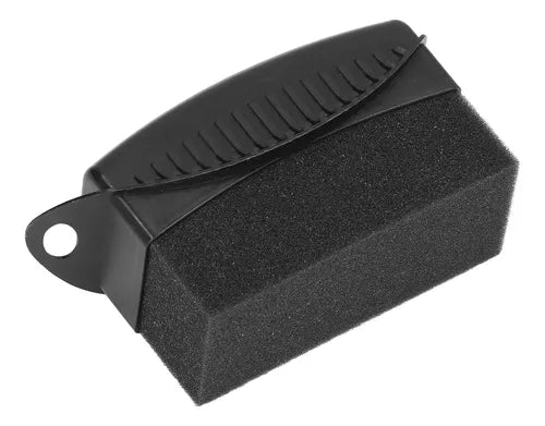 Aplicador para limpeza de pneu com caixa preto